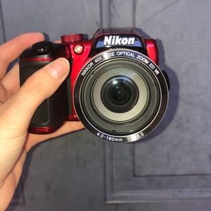 Nikon coolpix b500